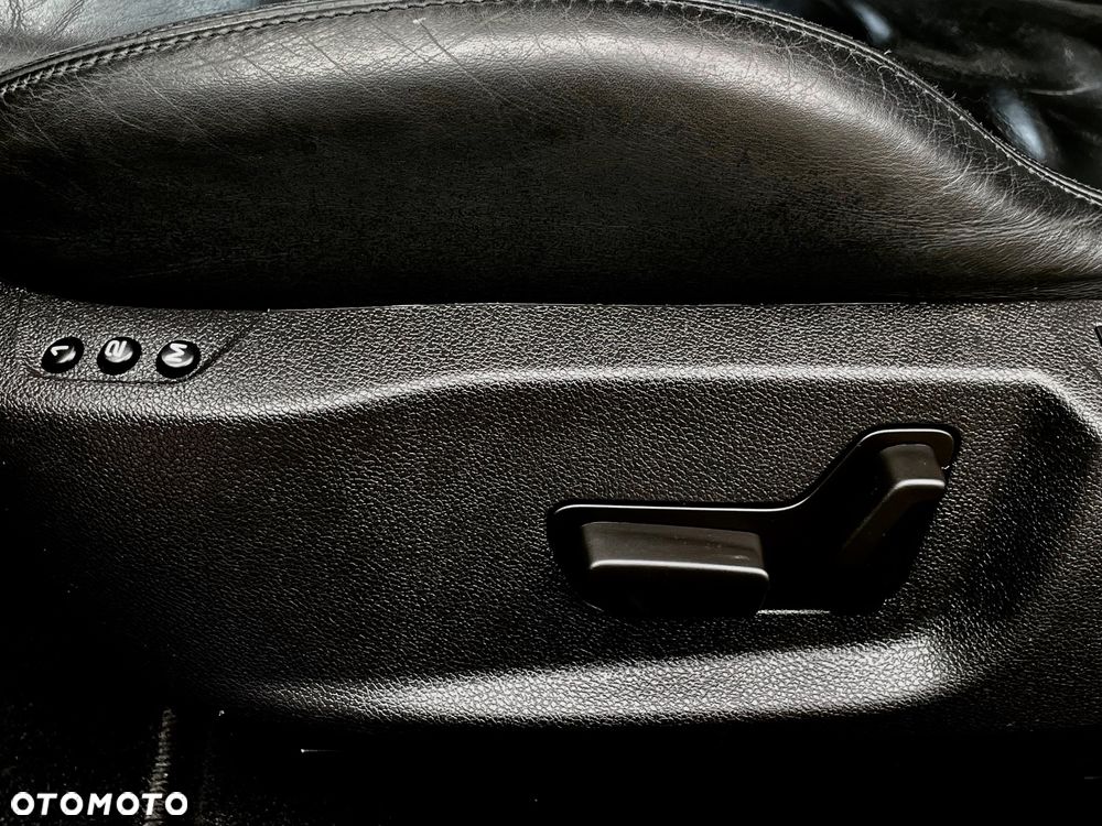 Peugeot RCZ 1.6 200 THP GT-Line - 29