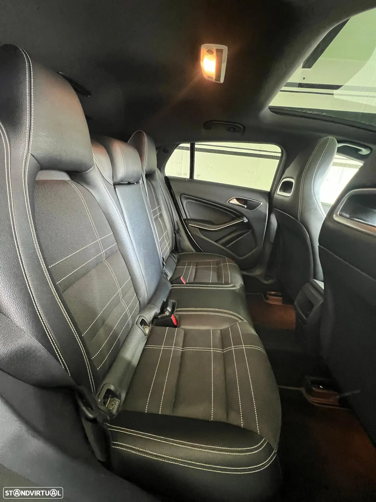 Mercedes-Benz CLA 200 Shooting Brake (CDI) d Urban - 11