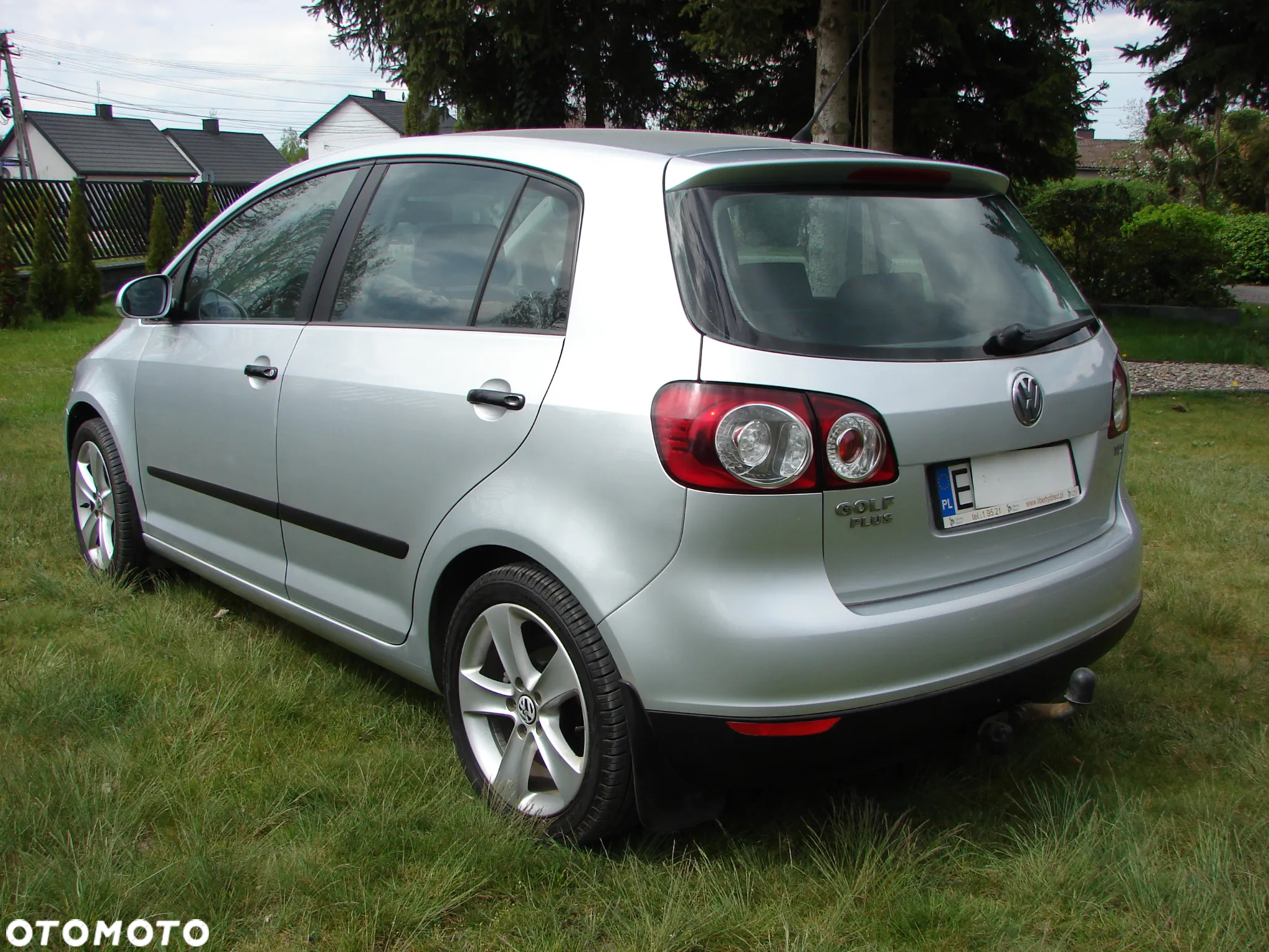 Volkswagen Golf - 2