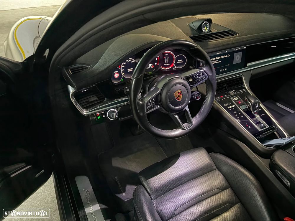 Porsche Panamera Sport Turismo 4 E-Hybrid - 8