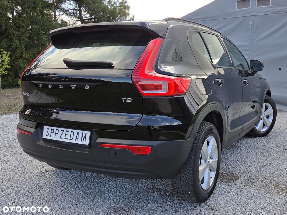 Volvo XC 40 T2 Momentum - 40