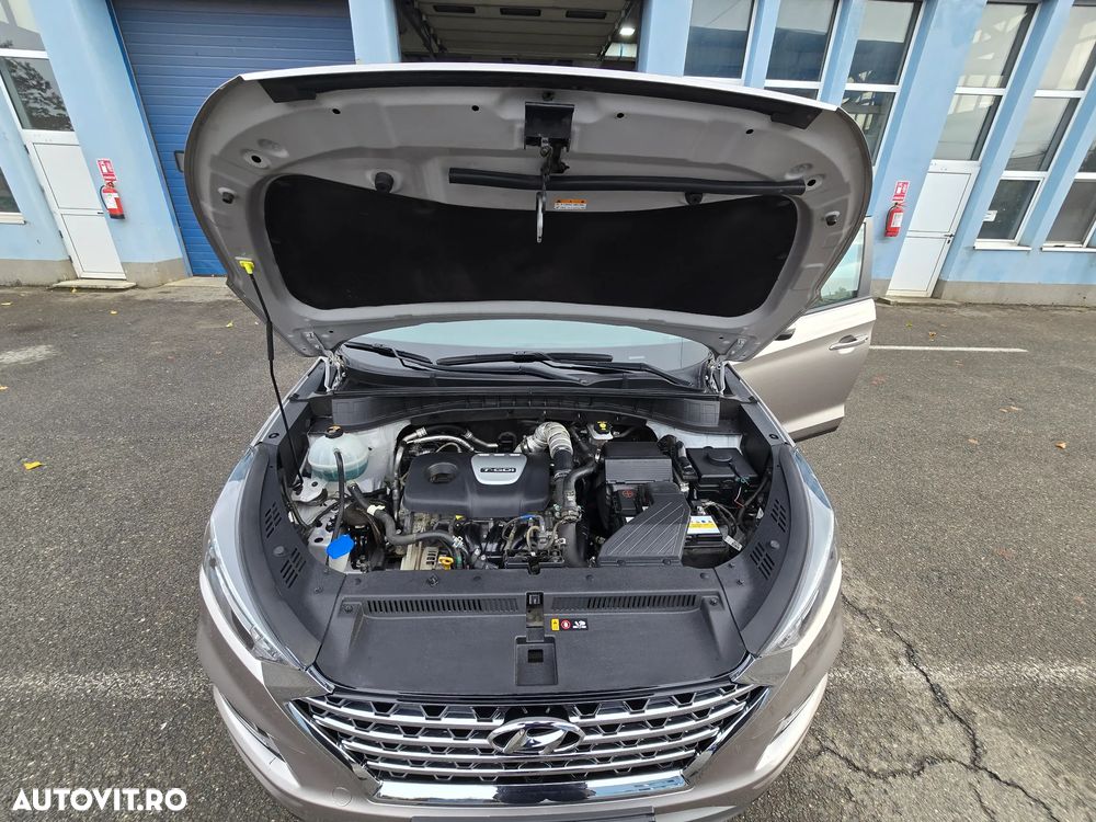 Hyundai Tucson 1.6 T-GDi 4WD 6MT Style - 9