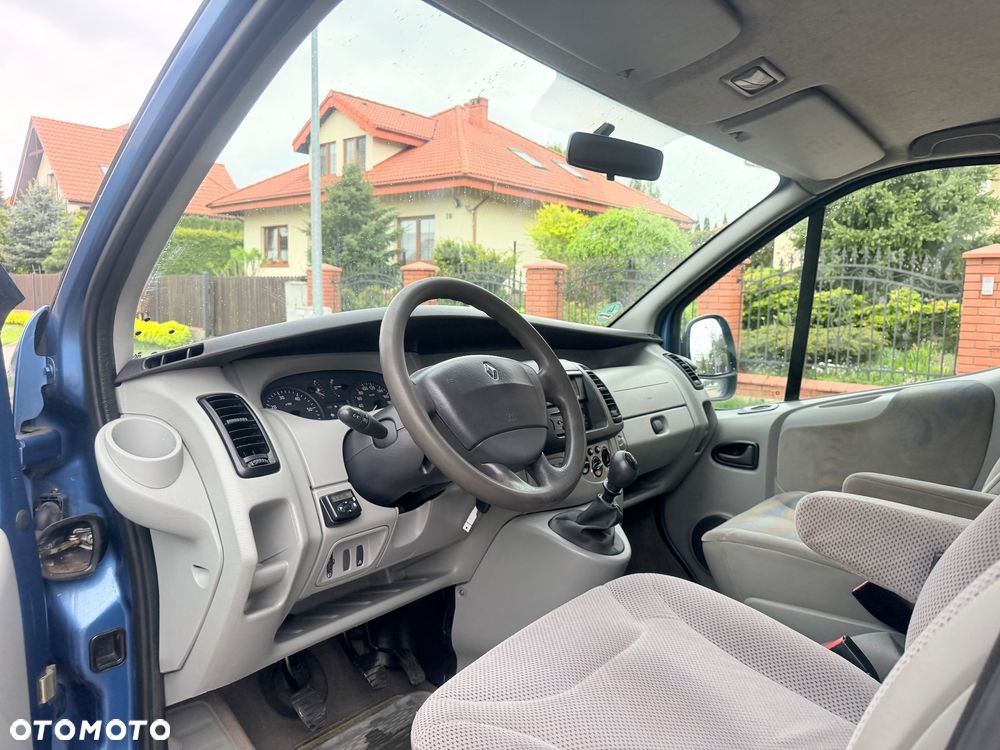 Renault Trafic - 6