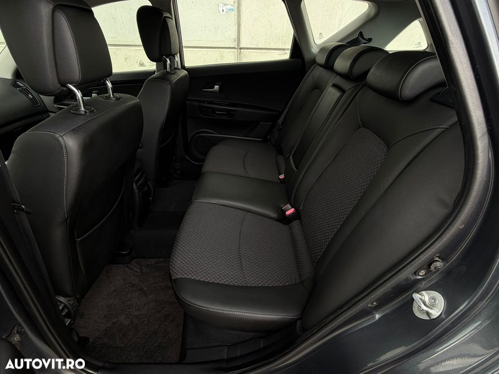 Kia Ceed 1.6 DSL HP STYLE - 9