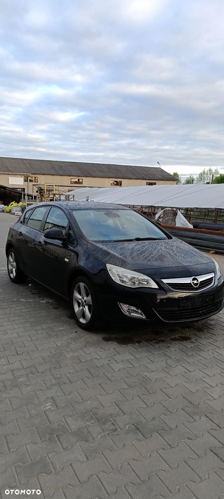 Opel Astra - 2