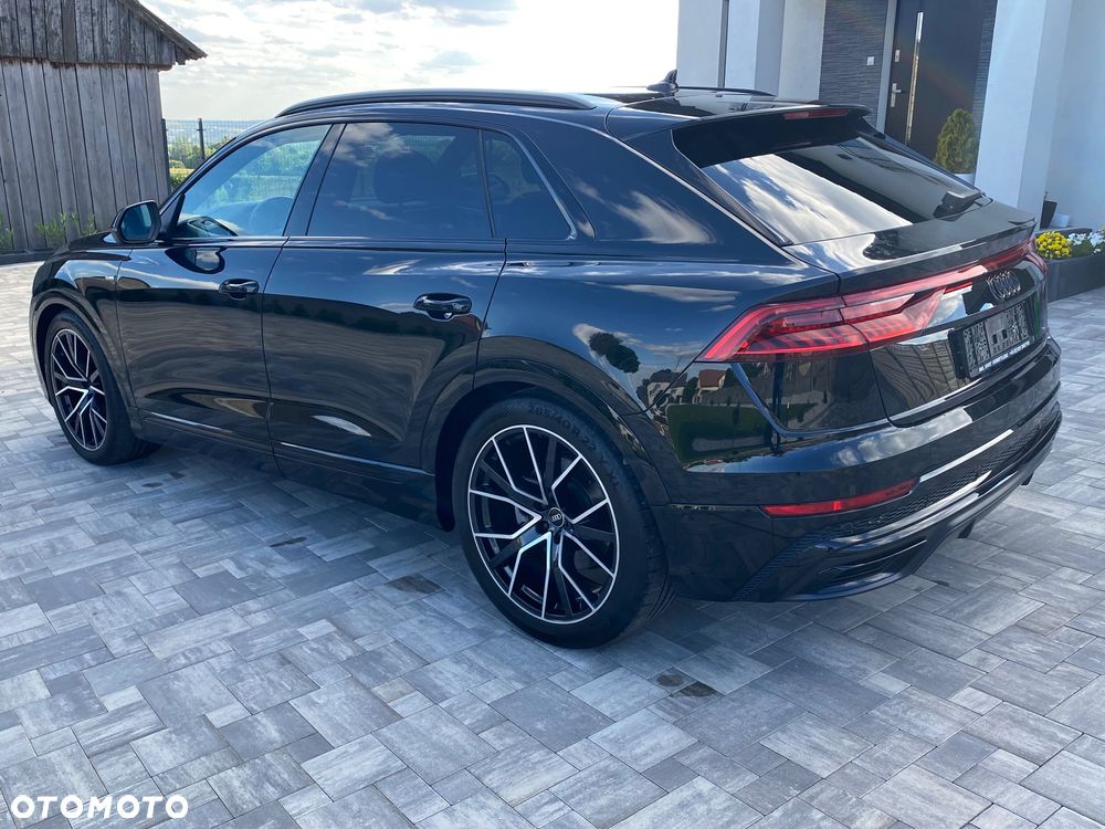 Audi Q8 55 TFSI quattro tiptronic - 10