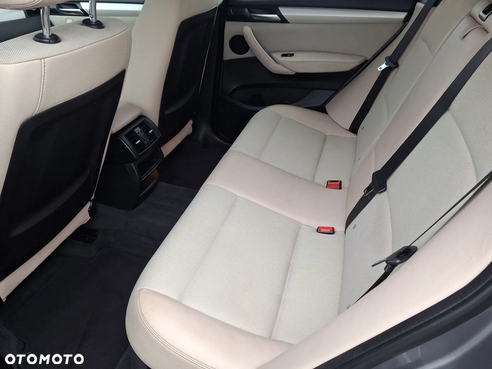 BMW X3 xDrive20d - 26