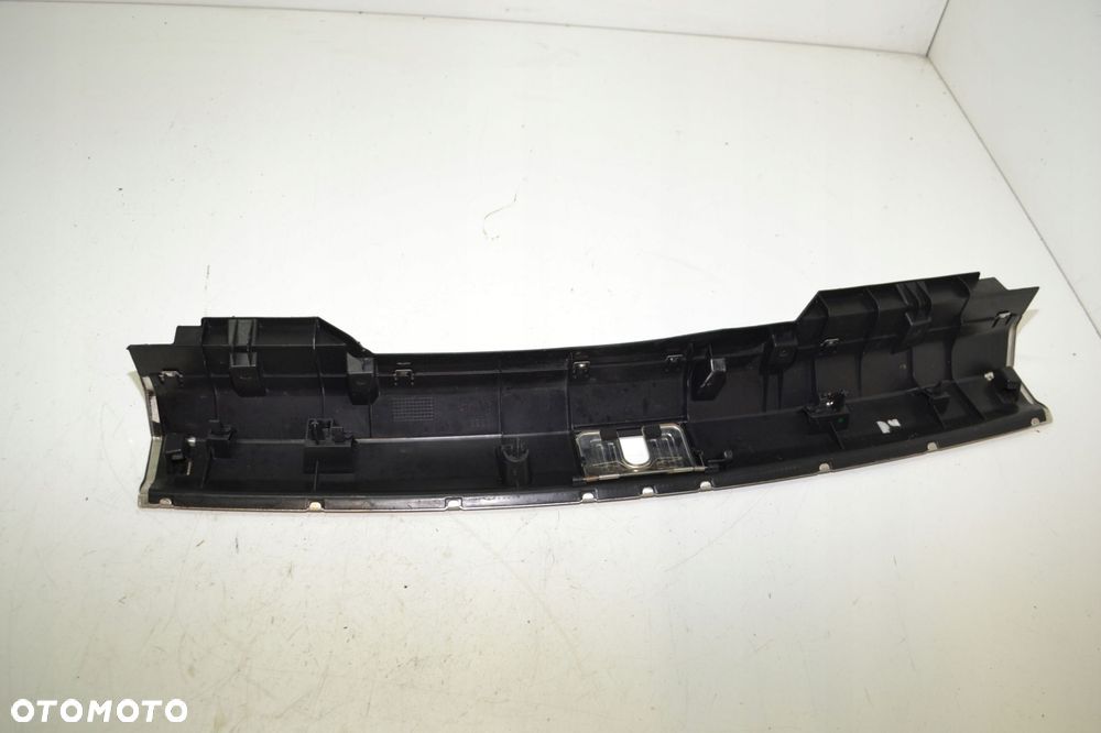 OSŁONA PROGU BAGAŻNIKA 8K9864483A AUDI A4 B8 KOMBI - 3