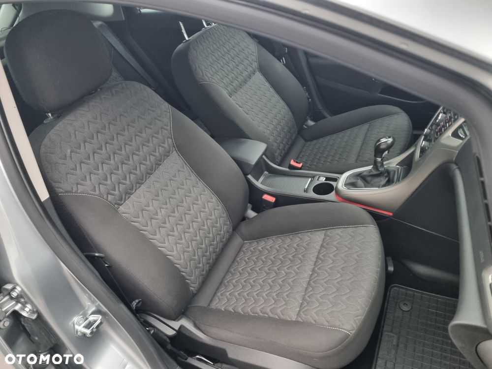 Opel Astra 1.4 Turbo Active - 26