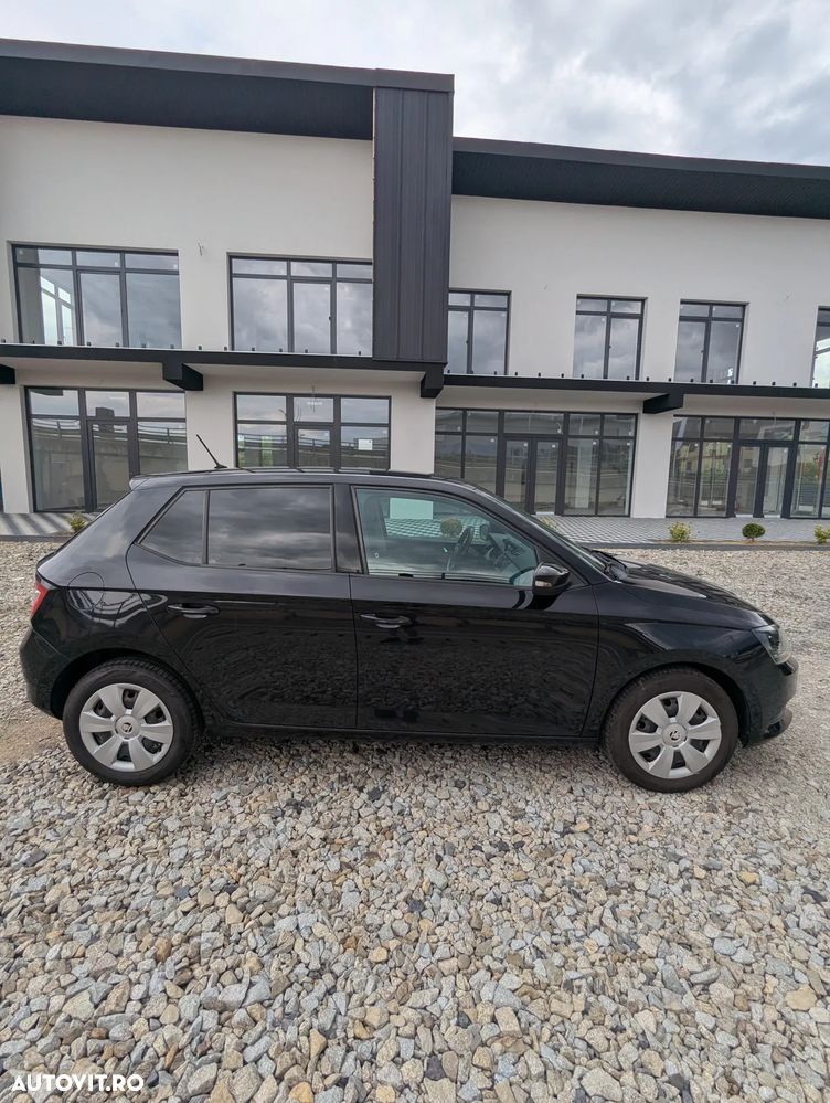 Skoda Fabia 1.0 MPI Style - 15