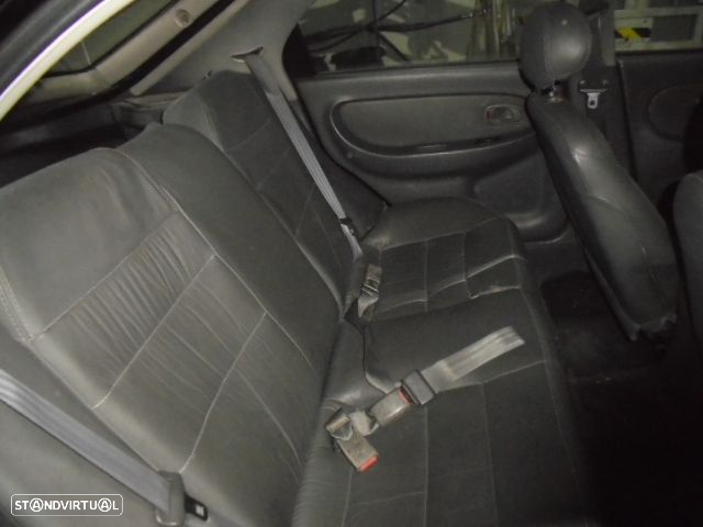 Carro MOT:  BF KIA SHUMA 2001 1.5I 90CV 5P PRETO GASOLINA - 6