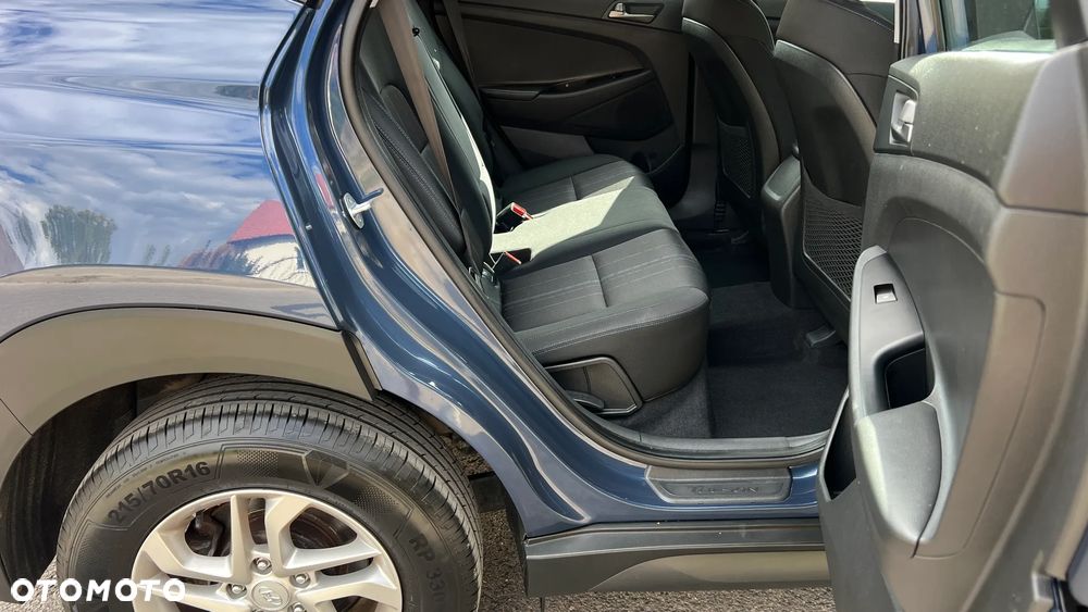 Hyundai Tucson 1.6 GDI BlueDrive Comfort 2WD - 26