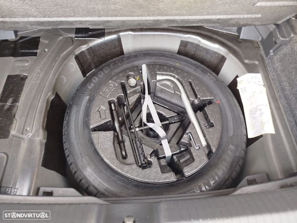 VW Polo 1.0 TSI Beats - 19