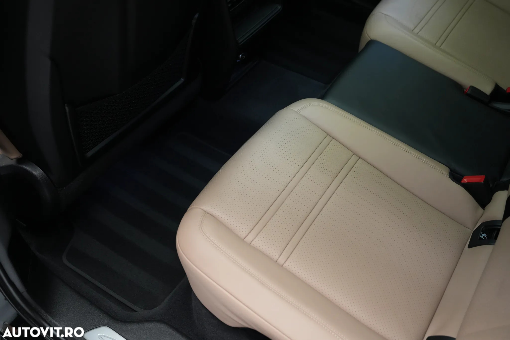 Porsche Cayenne S - 13