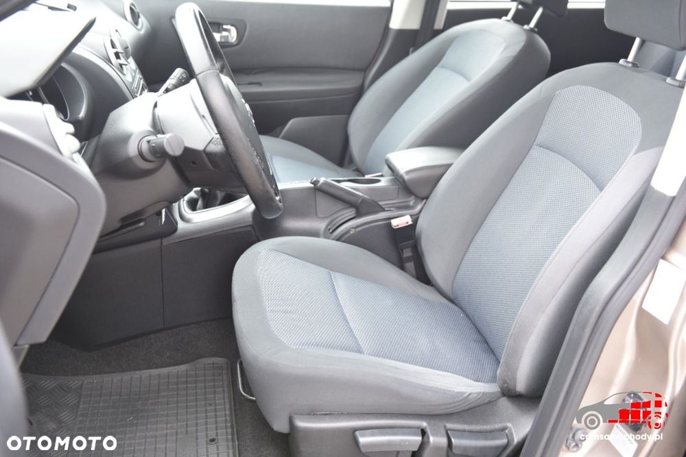 Nissan Qashqai - 15