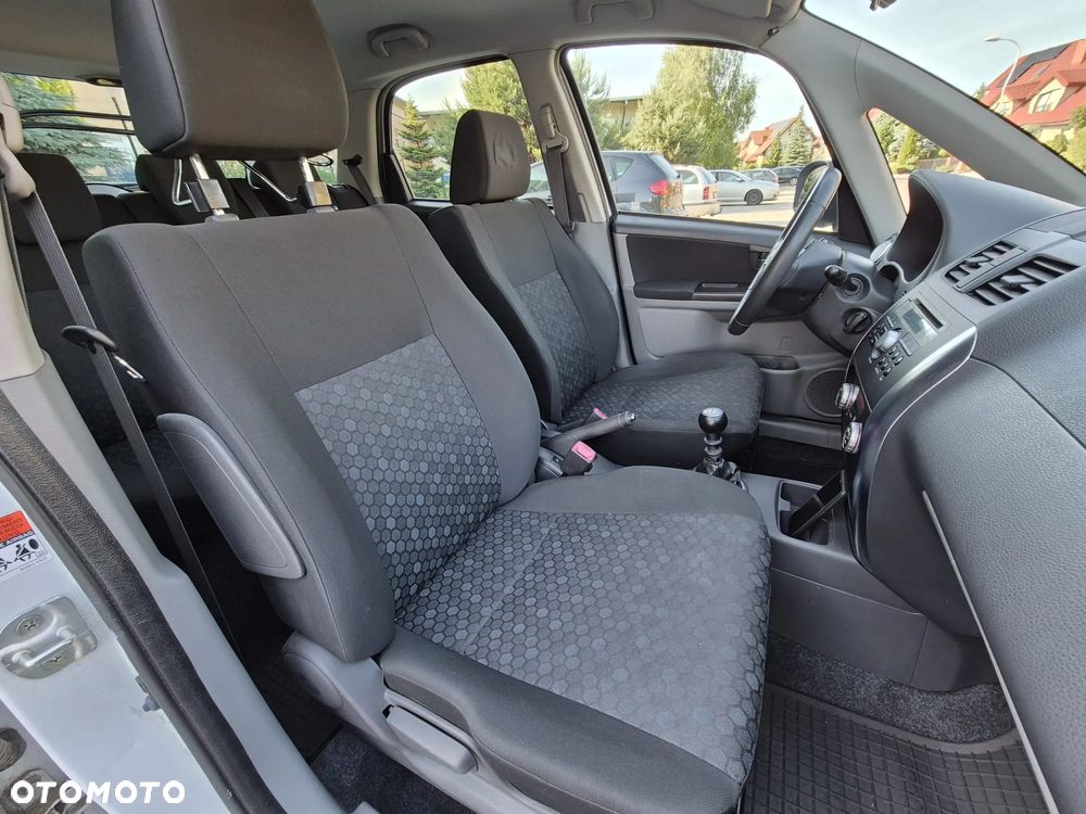 Suzuki SX4 2.0 DDiS Topline Edition 4WD - 17
