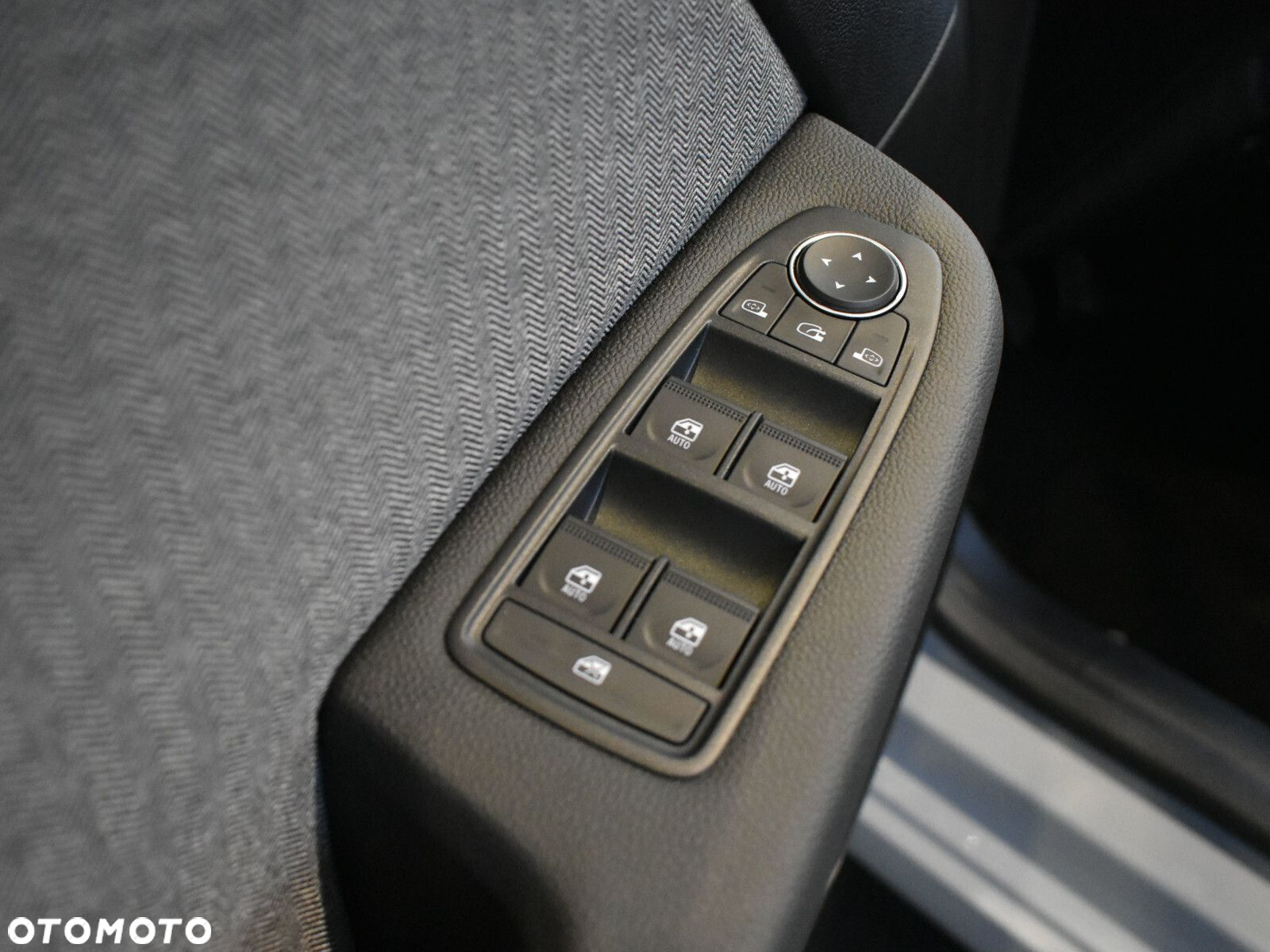 Renault Clio - 14