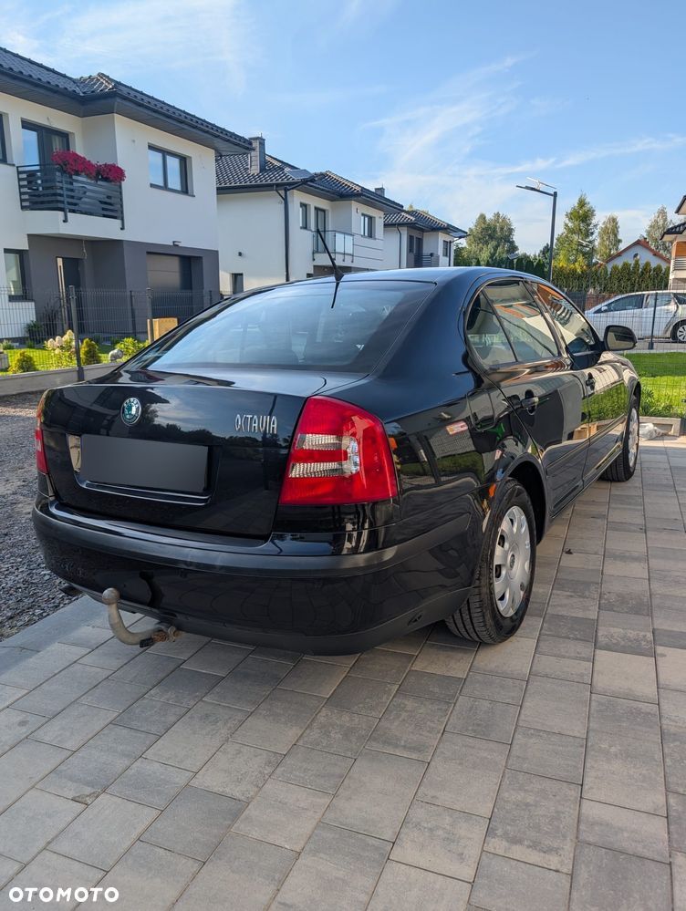 Skoda Octavia 1.6 - 11
