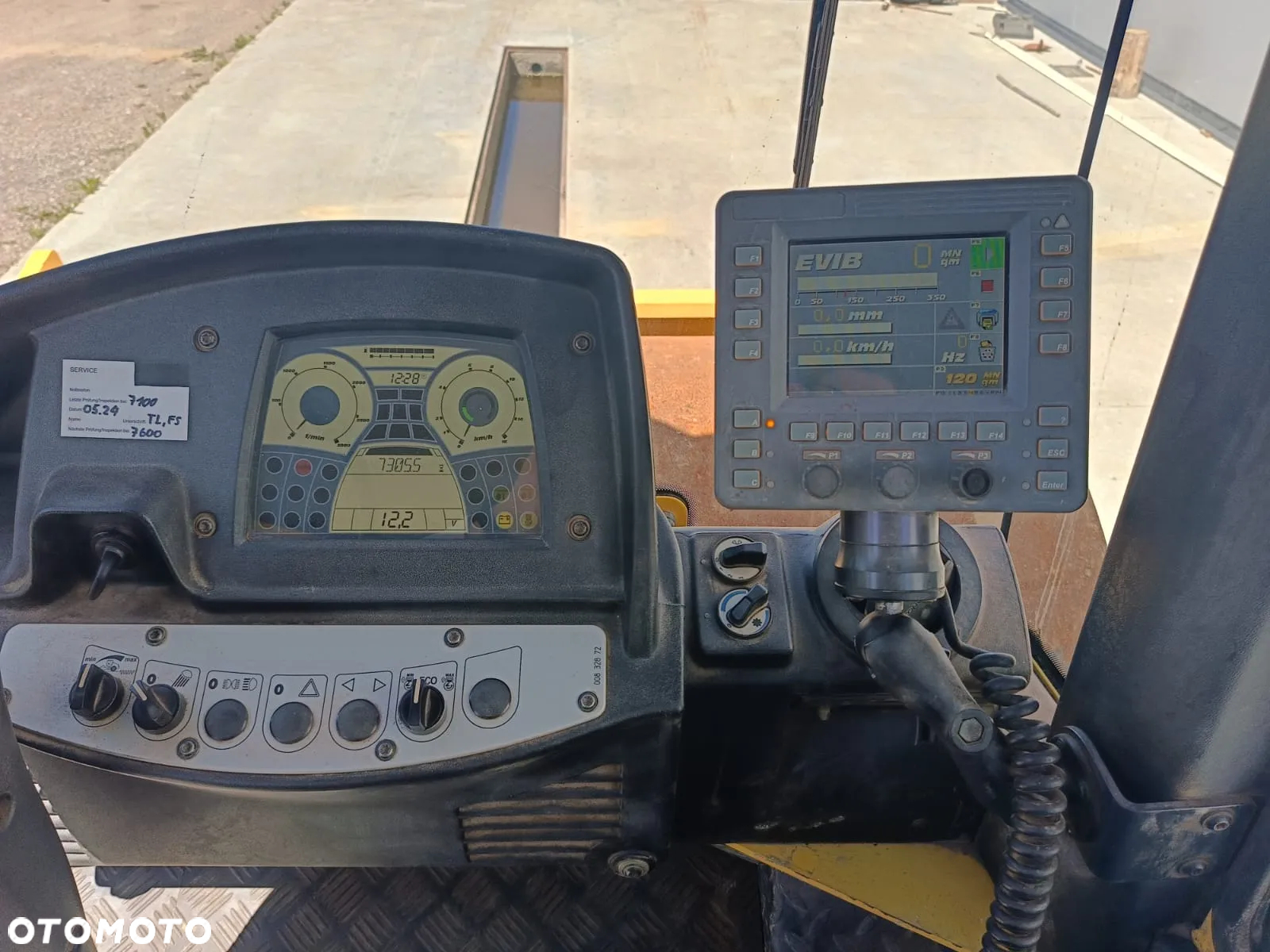 Bomag 213/4 - 8