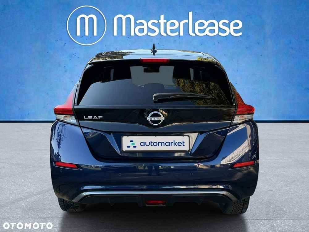 Nissan Leaf - 6