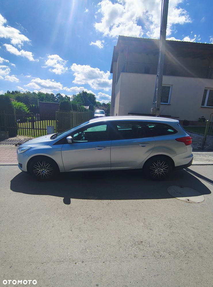 Ford Focus 1.6 TDCi Trend - 4