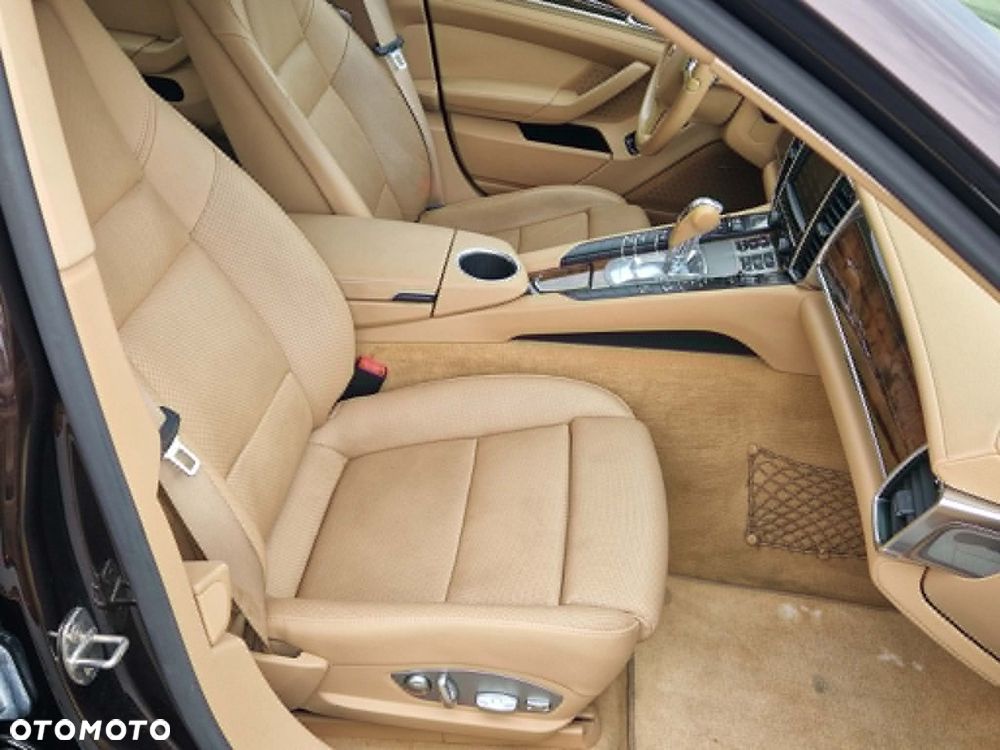 Porsche Panamera 4 PDK Edition - 14