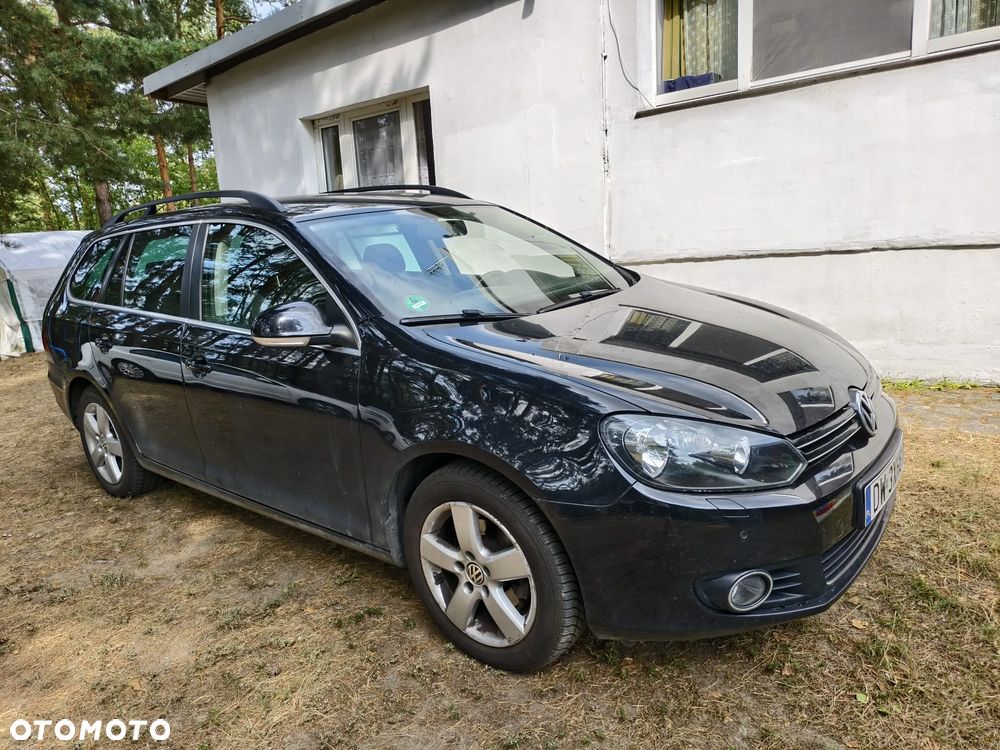 Volkswagen Golf - 6