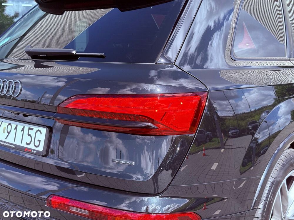 Audi Q7 60 TFSI e PHEV Quattro S Line Tiptr - 14