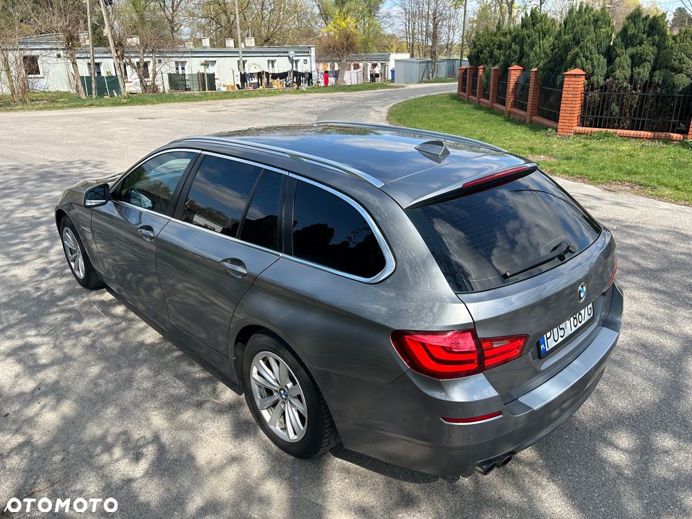 BMW Seria 5 520d - 29