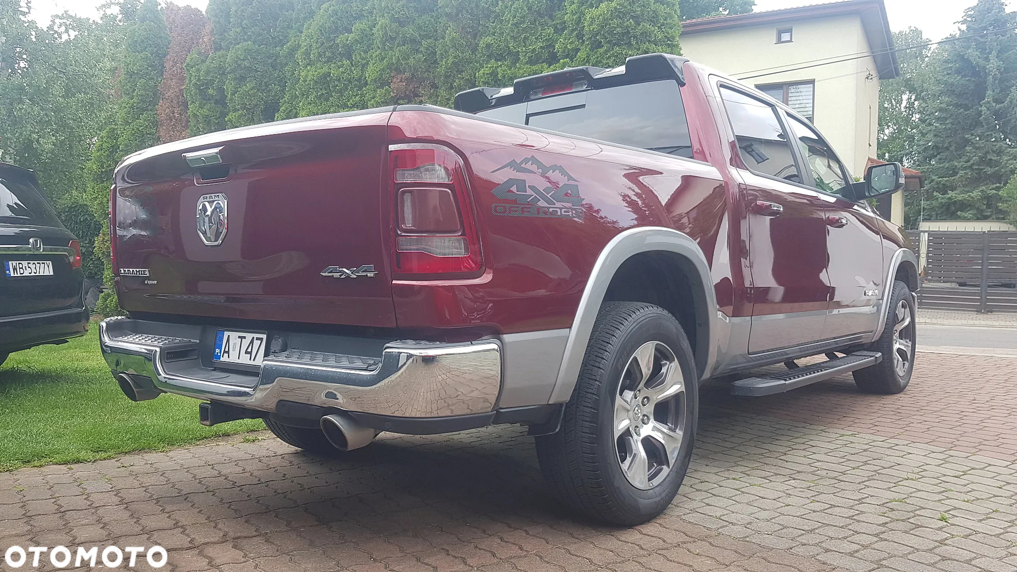 RAM 1500 Crew Cab Laramie - 8