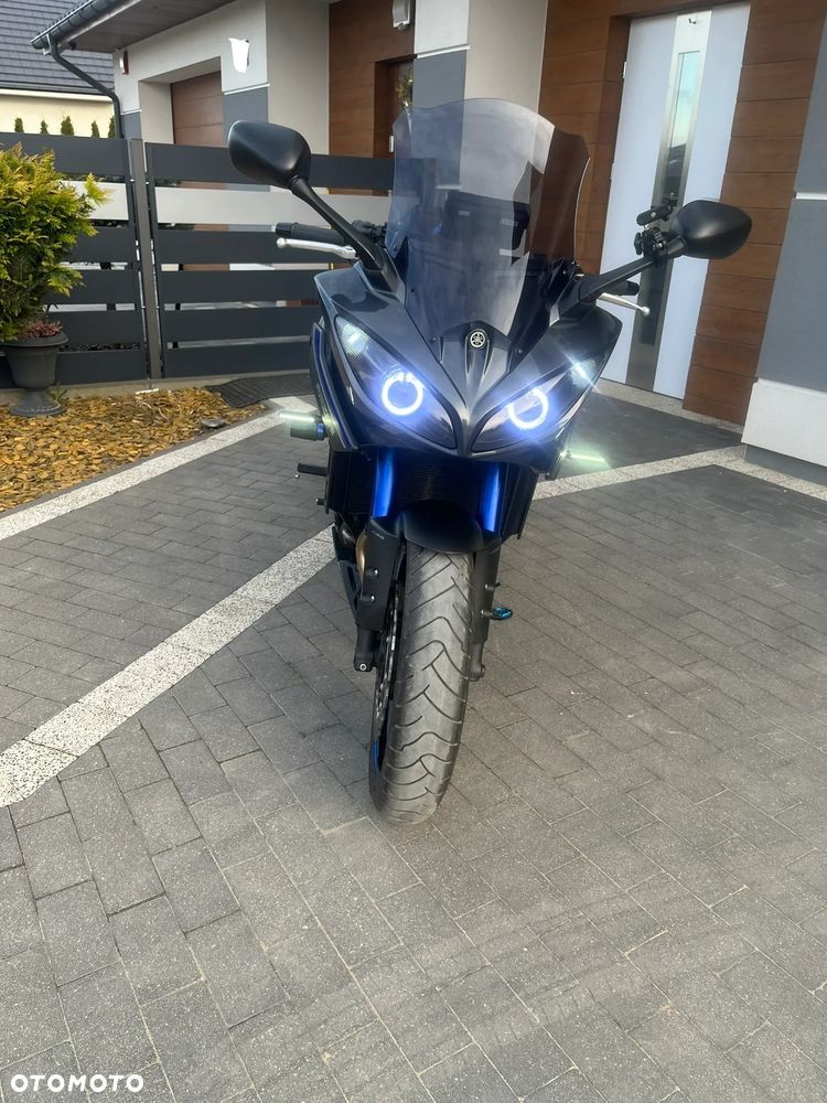 Yamaha FZ8 - 4