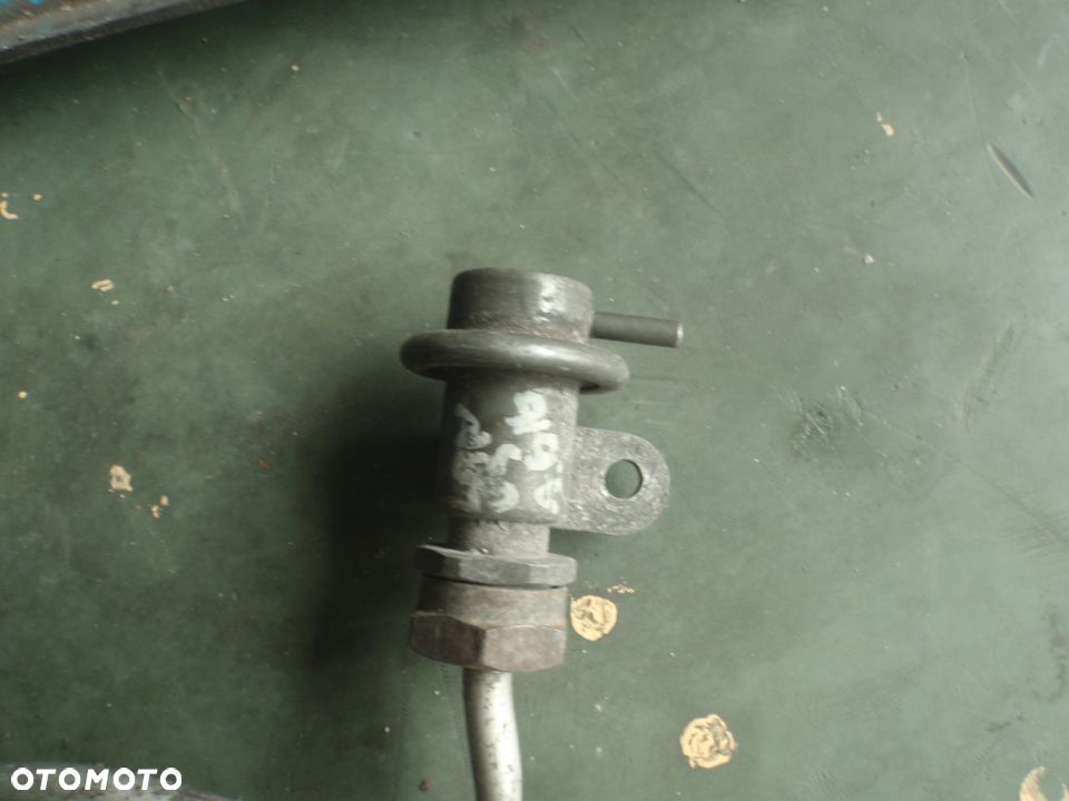 listwa paliwa zawór przewód paliwa wtrysk wtryskiwacz daewoo lanos nubira opel astra I II g corsa  vectra omega - 4