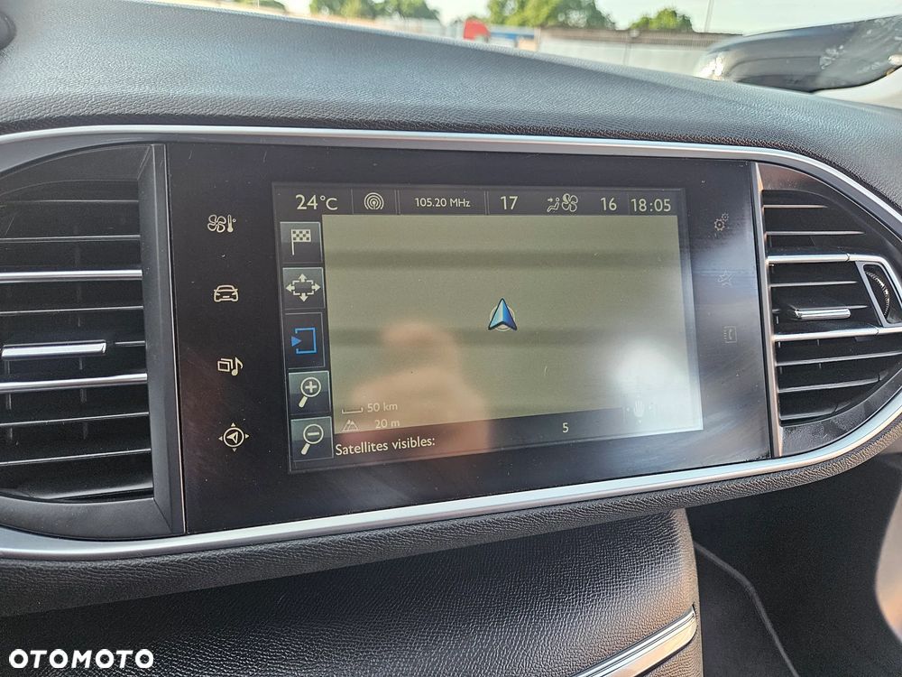 Peugeot 308 BlueHDi 150 EAT6 Stop & Start Allure - 21