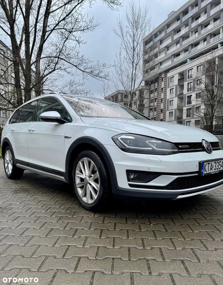 Volkswagen Golf Alltrack - 2