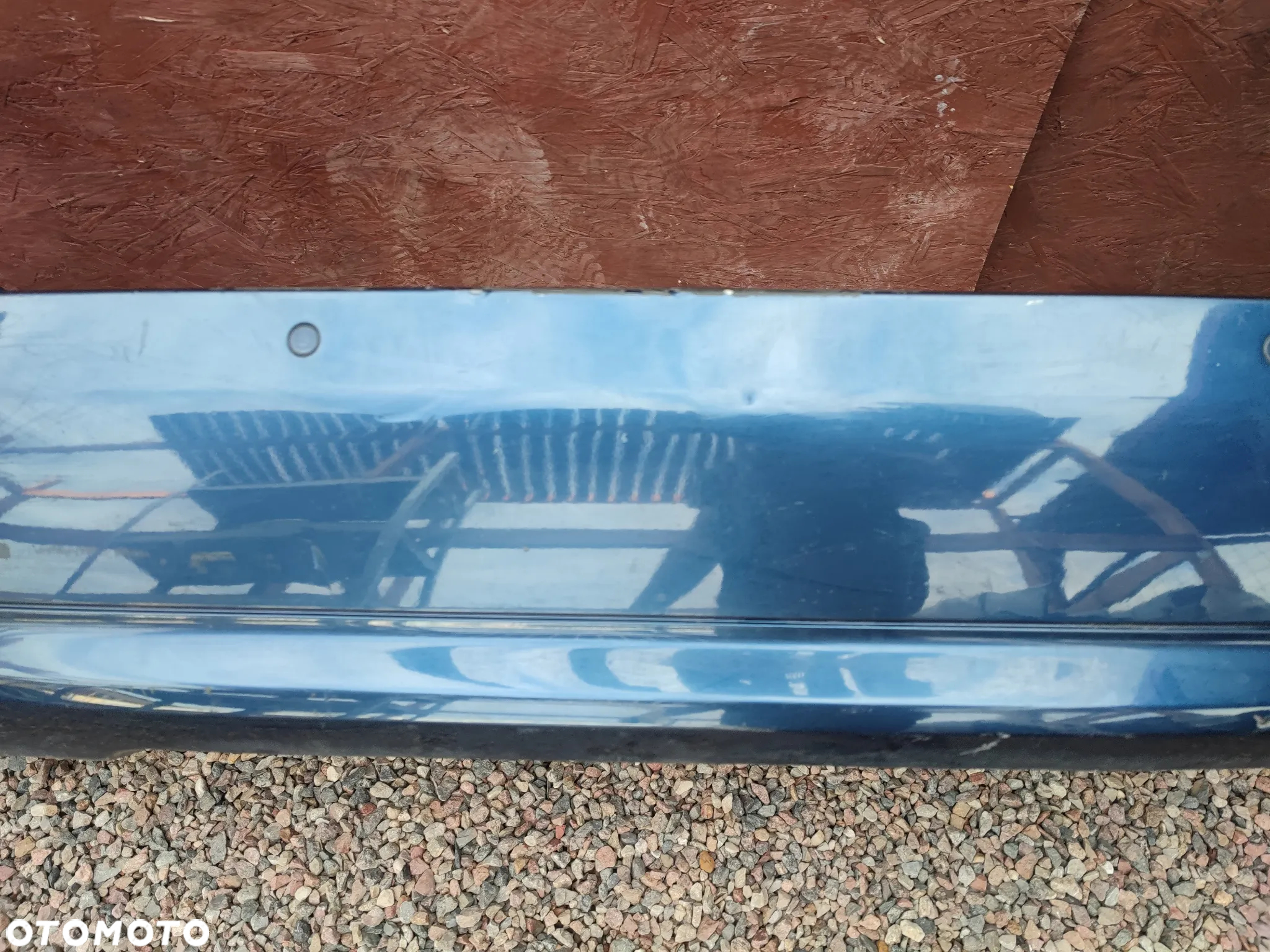 BMW F11 / F11N ORYGINALNY ZDERZAK TYŁ POD: PDC ( CZUJNIKI PARKOWANIA ORAZ WYDECH 535D ) O NR. 7 254 919 / 7 237 303 OEM W KOLORZE TIEFSEEBLAU METALLIC A76 - 7
