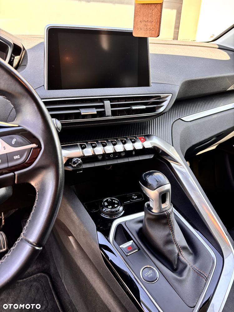Peugeot 3008 - 5