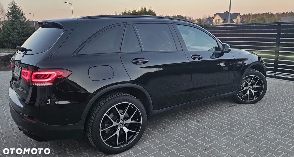 Mercedes-Benz GLC 220 d 4Matic 9G-TRONIC AMG Line - 13