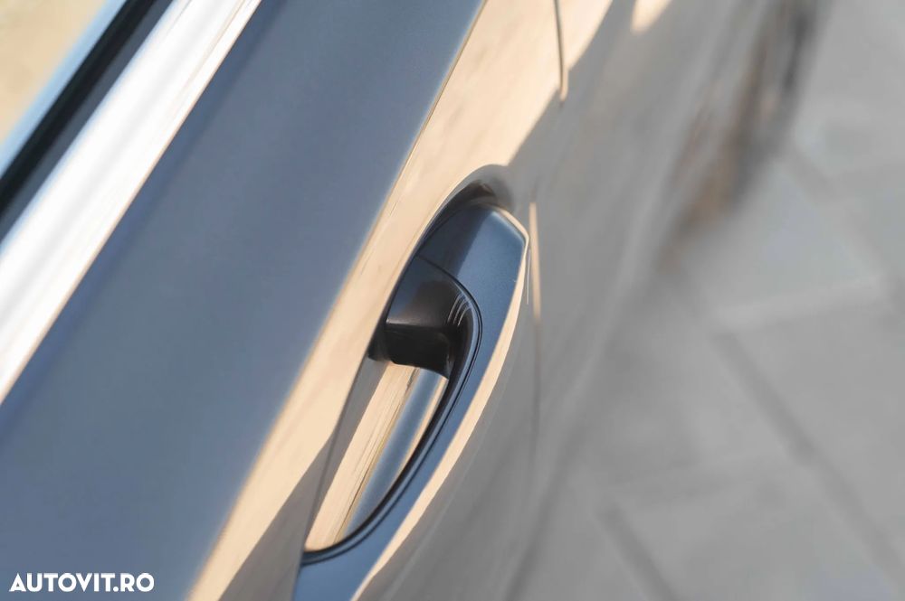 BMW Seria 5 530e xDrive Aut. Luxury Line - 37