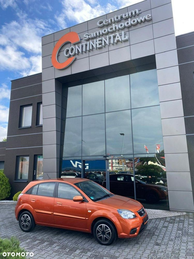 Kia Rio - 3