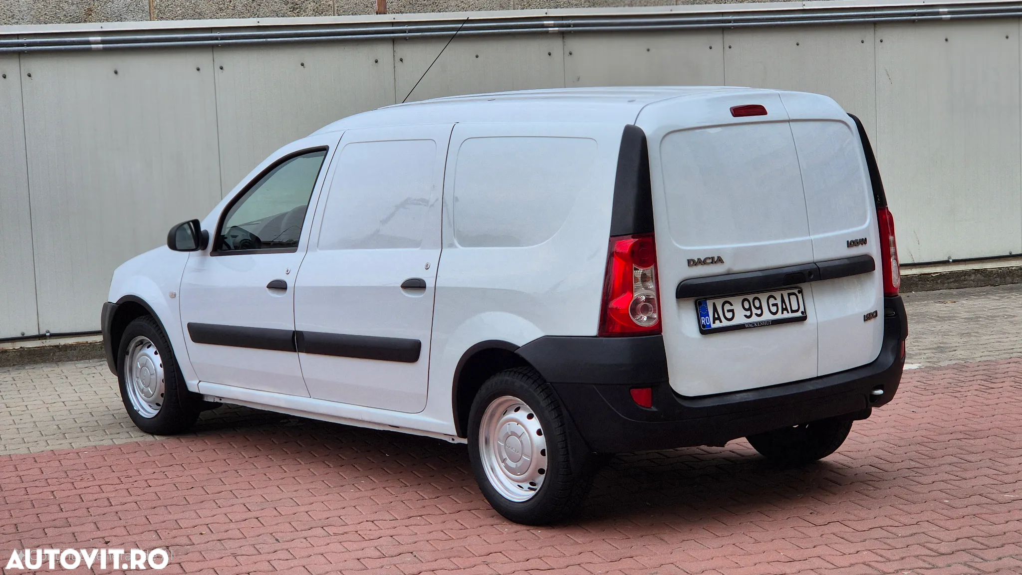 Dacia Logan Van - 4
