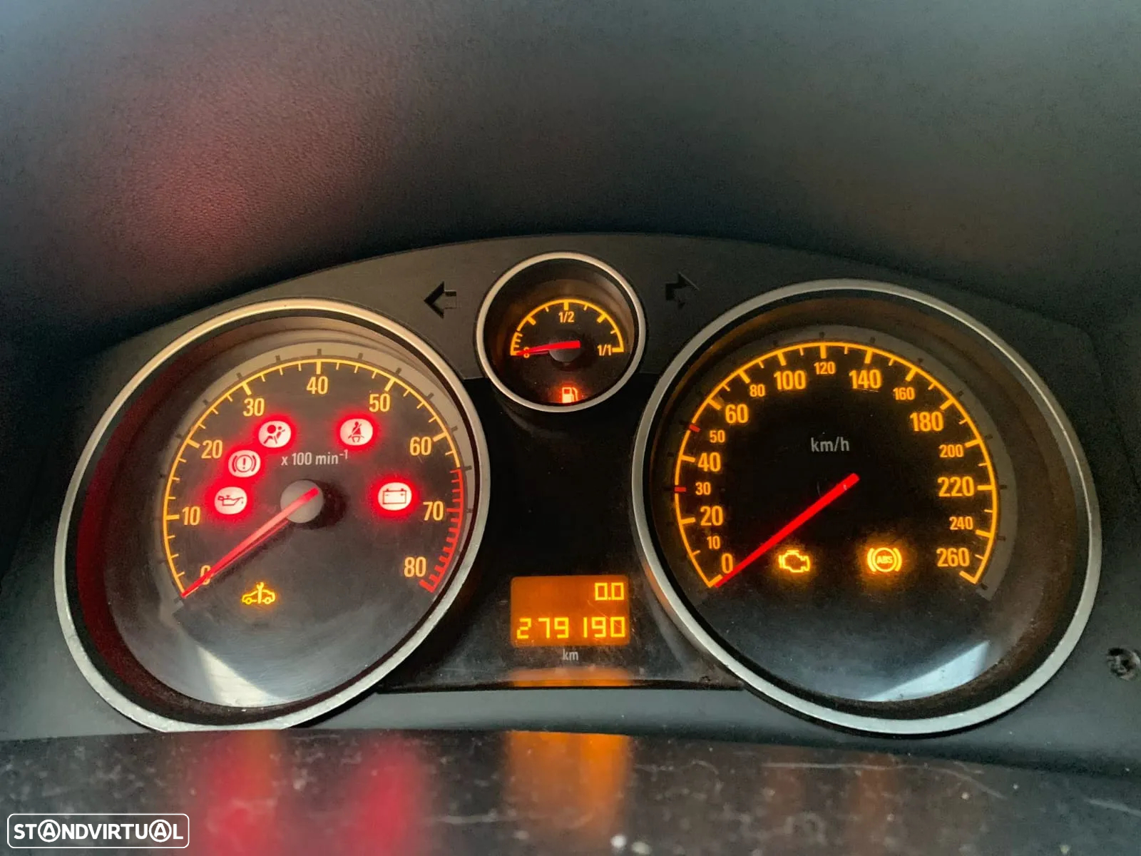 Opel Astra Caravan - 8