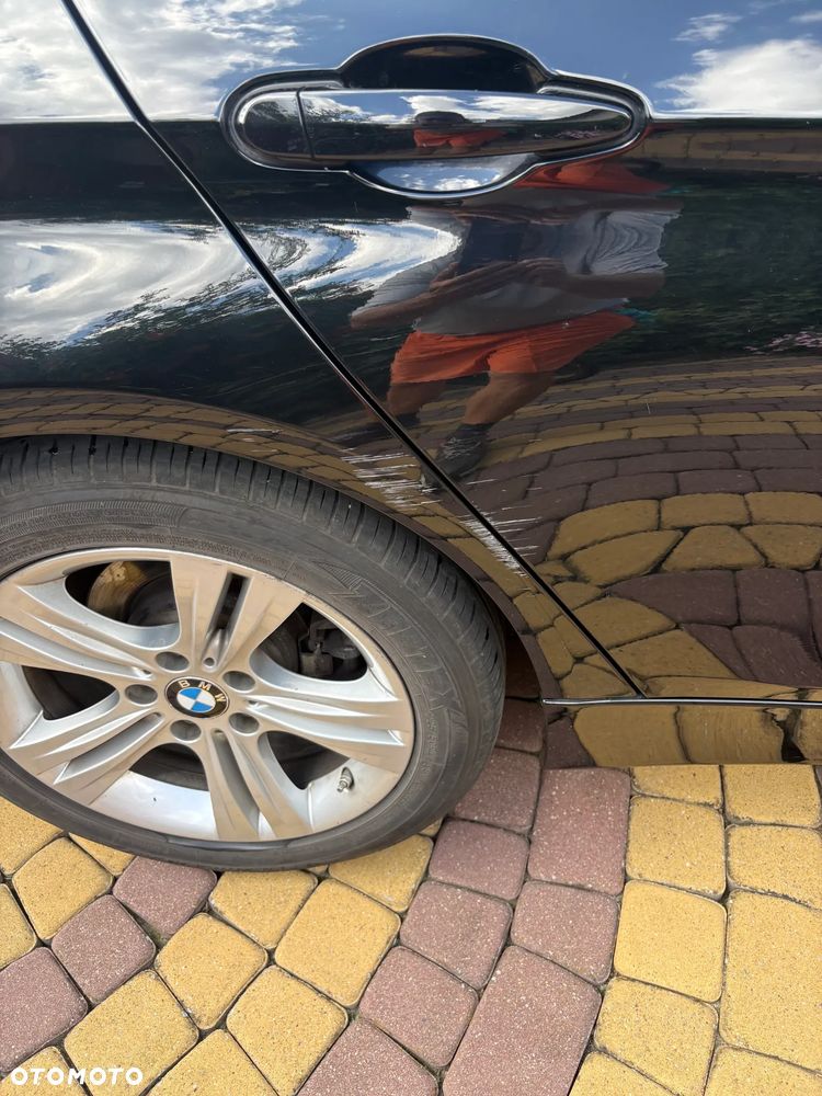 BMW Seria 3 328i Luxury Line - 9