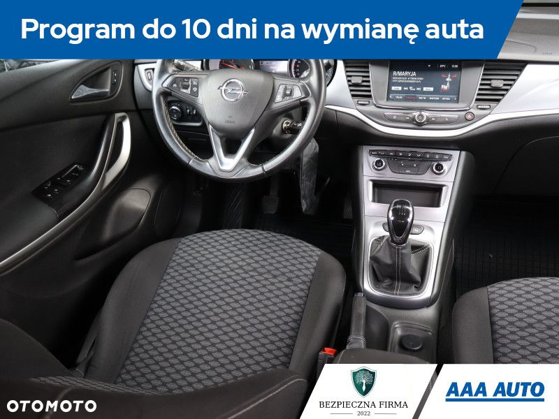 Opel Astra - 8