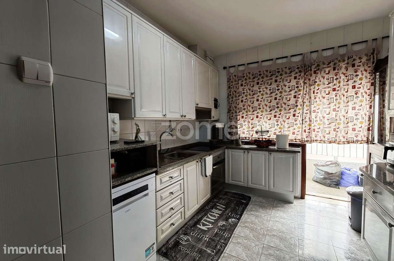 Apartamento T4, em Oliveira de Azeméis - Grande imagem: 3/30