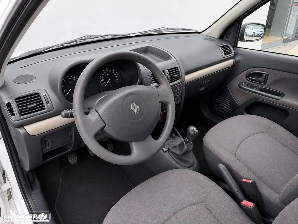 Renault Clio 1.2 Expression - 8