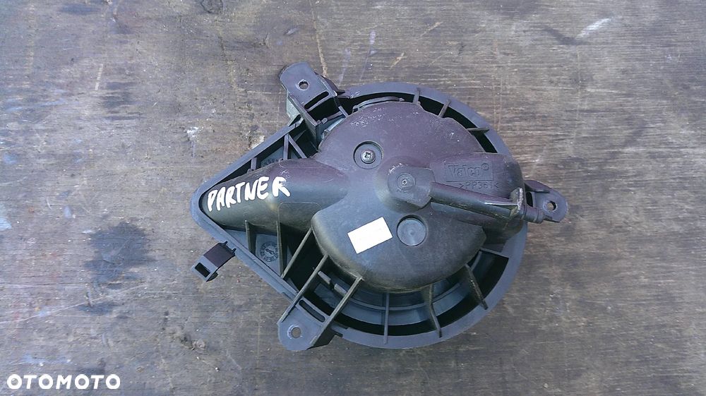 PEUGEOT PARTNER I LIFT DMUCHAWA - 4