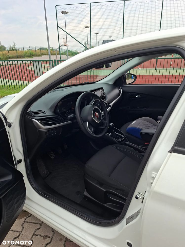 Fiat Tipo 1.4 T-Jet 16v Easy EU6d - 6