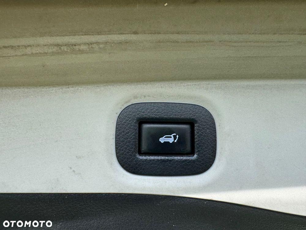 Nissan X-Trail - 4