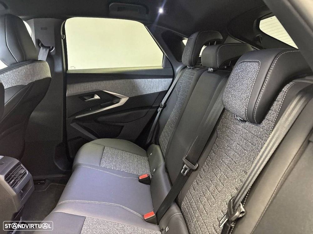 Peugeot 3008 1.2 Hybrid Allure e-DCS6 - 10