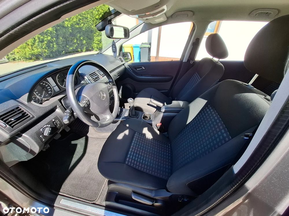 Mercedes-Benz Klasa A 180 BlueEfficiency - 10